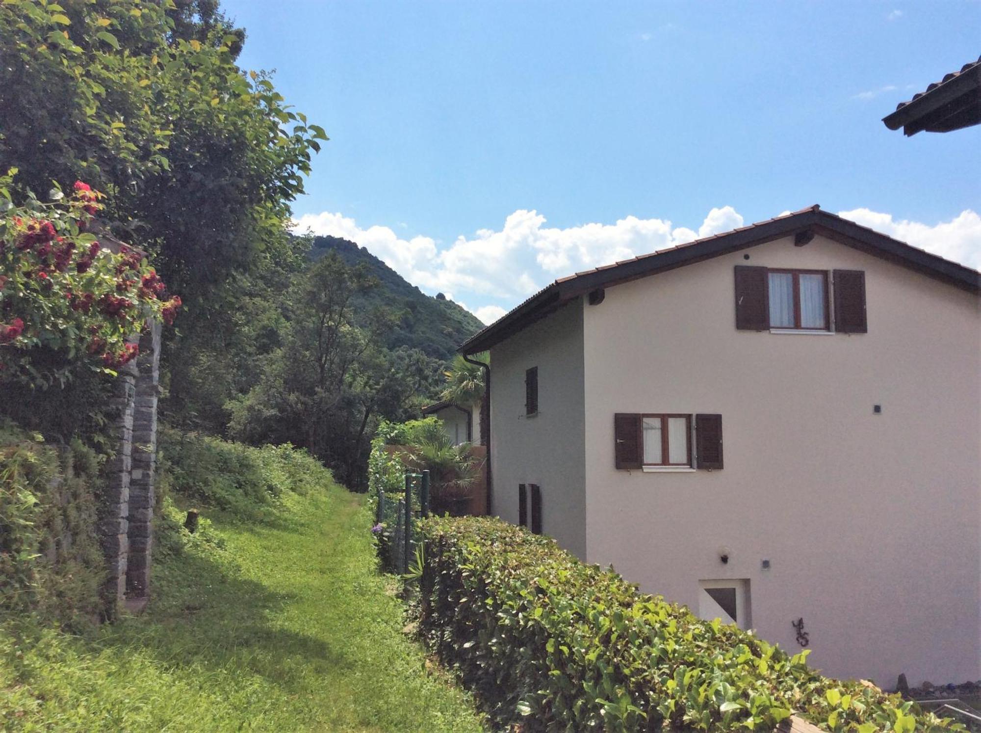 Residenza Al Castagno Duplex By Fewotessin Piazzogna Eksteriør billede